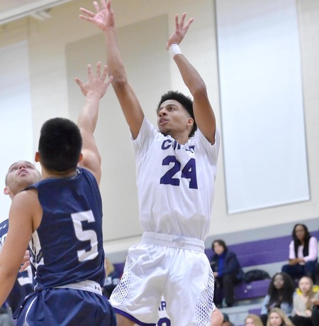 Men's Basketball Topped by Gordon in CCC Play, 88-69