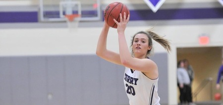 Women’s Basketball Tops Leopards to Win Third Straight