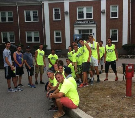 Athletes Help With First Year Move-In