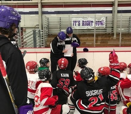 Curry Hockey Volunteers For Milton Youth Hockey "Skate With the Colonels"