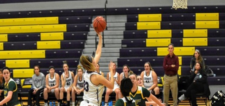 Women’s Basketball Clinches Playoff Berth with Win over Salve