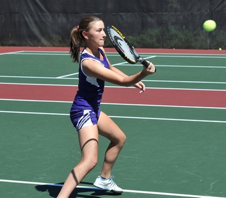 Women's Tennis Edged 6-3 by Johnson State